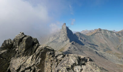 Il Roc della Niera visto dalla cima Sud-Ovest
