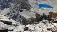 Il lago dei Nove Colori ripreso dall'uscita del canale 