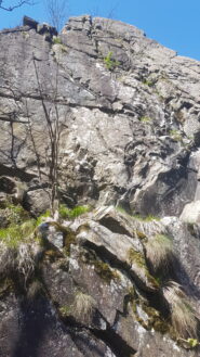 La placca fessurata di L1.