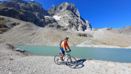 lago rifugio Duca degli  Abruzzi