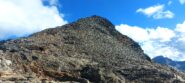 la testa della nord vista dall'altopiano spazioso. con cresta da percorrere