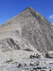 Vista dal colle,con i 3 risalti da superare