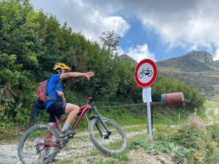 Giunti sul posto scopriamo la chiusura