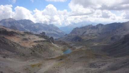 Uno sguardo verso l'Italia geografica dalla Roche du Chardonnet
