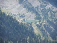 Di fronte appare il Lago di Trecolpas