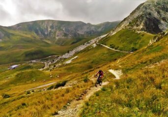 Sul sentiero iniziale dall'Esischie al Sibolet