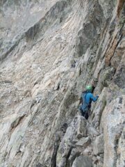 La cengia di discesa dalla normale.