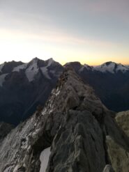 prime luci in cresta