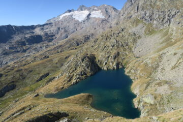 il lago di Fond salendo verso il Col de La Crosatie