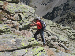 traversando sotto cresta per la cima