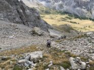 passaggio a lato del canalone (meno problematico) visto in discesa