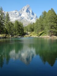 sosta al lago blu con un Cervino così è un obbligo