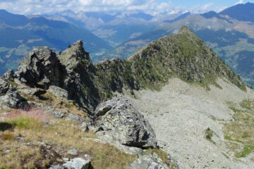 Dopo l'elevazione si ritorna in cresta