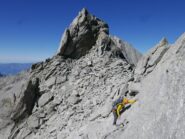 Aggirando a sud il secondo torrione