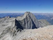 Arrivando in vetta, est e nordest del Badile.