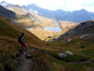 Scendendo dal Colle Bringuez verso i Laghi Palasina.