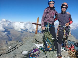 in vetta al Valsorey in arrivo dalla cresta de Meitin