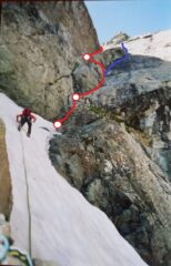 Rosso Demenza Senile - Blu Sguardo sulla Valle