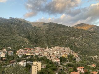 Arrivo a Airole 