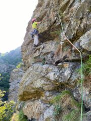 11 Luglio 2022 - Primo attacco via. Un attimo prima del mio volo per il distacco di un appiglio. Il chiodo alla mia destra ha fatto il suo lavoro.