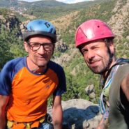 Andata! Dietro di noi, la rocche dei Canali, che fanno da teatro a tante altre vie trad aperte in questi ultimi 4 anni.