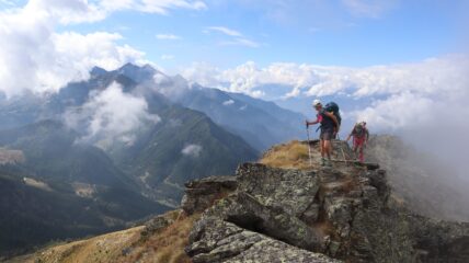 Un tratto della breve cresta rocciosa