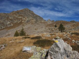 la cima  dal sentiero che sale ai laghi 