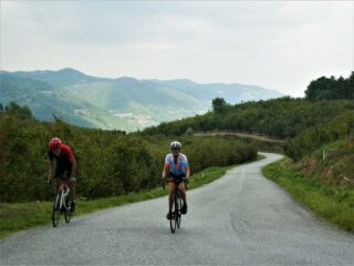 Tratto di salita verso Cravanzana.