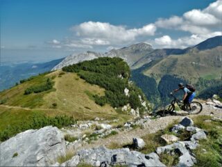In discesa dal Duca al colle del Prel.