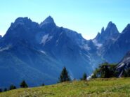 Dalla vetta del Casella di Dentro il gruppo della Croda dei Toni.