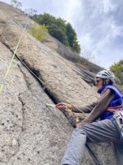 Sandro da ancora un colpo di spazzola al diedro iniziare dell’eternità finalmente, ultimo tiro