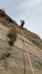 liscio ma col grip a venire incontro alla carenza di prese e appoggi..