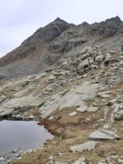 Laghetto e sfondo Monte Morion