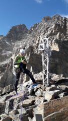 ed anche in cima..