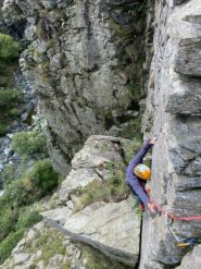 Nanni sul breve muro della L2