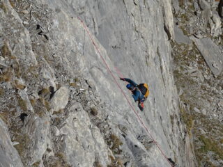 Marco sulla placca della parte superiore
