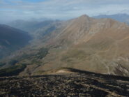 Sguardo verso l'alta valle salendo al Pelouxe