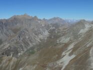 vallone del Maurin , Aiguille de Chambeyron  e oltre dalla cima