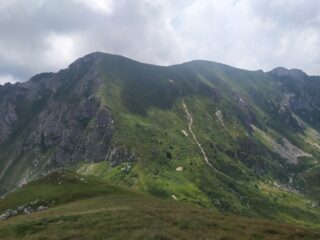 Pendio di risalita dell'Antoroto visto nei pressi del Monte Grosso