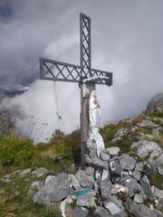 Croce di vetta e Madonnina