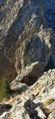 Dalla cima della Jolanda, si vede l'intaglio con la Umberto