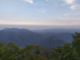 Vista sulla piana di Albenga dalla cima