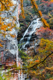 Percorrendo l'anello si può vedere questa bella cascata