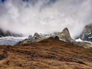 Arrivando al Rif. Monzino...anche le nuvole fanno parte della Natura.