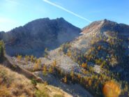 dal Passo Teste Combè ,le cime Ciarnièr (sx) e Resdur (dx)