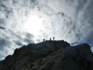 In cima