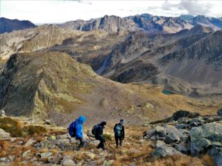 In discesa verso la Gorgia Laghi.