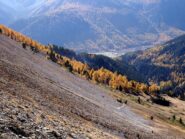 Risalendo al colletto 2340 sguardo verso Nevache.