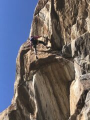 Fiorenzo sullo strapiombo di L5