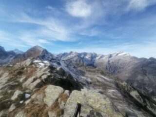 Leitosa e testata della Val Grande dalla cima/cresta.
